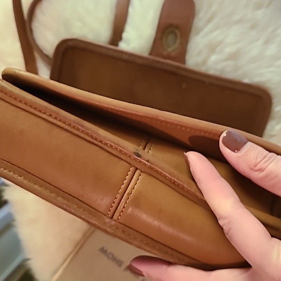 Vintage Coach tan leather Made in USA handbag with hang tag and serial number - Picture 7 of 10